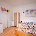 Travel&Joy Backpackers