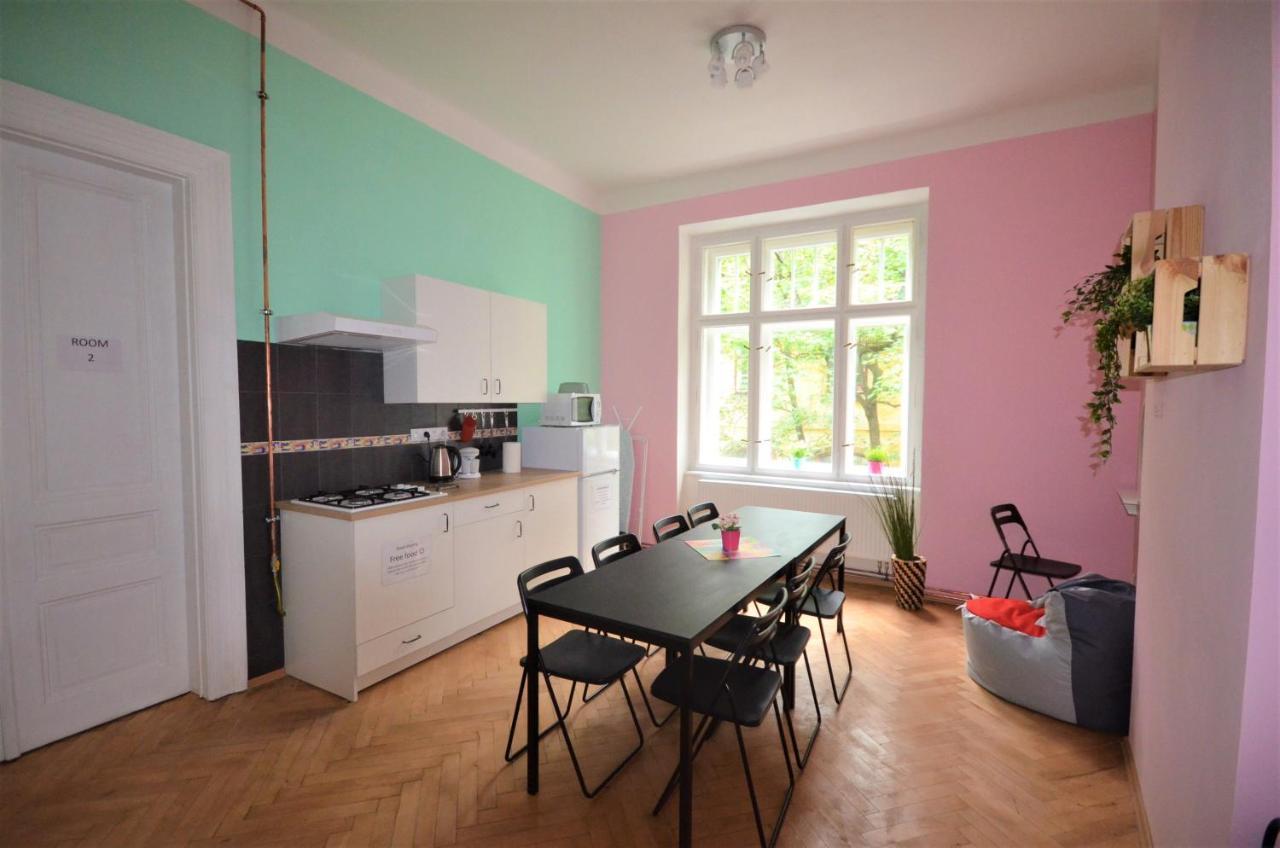 Travel&joy Backpackers Auberge de jeunesse *